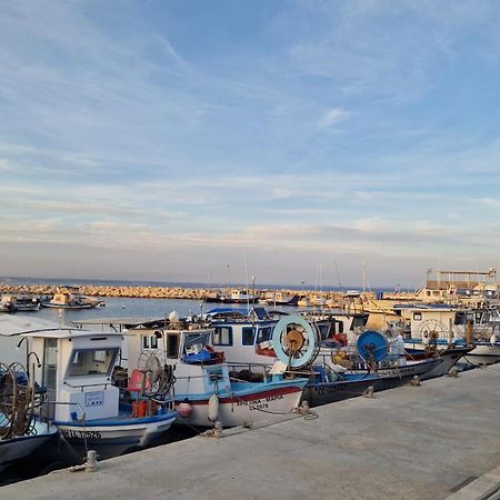 Serenity By The Sea Larnaca Exterior photo